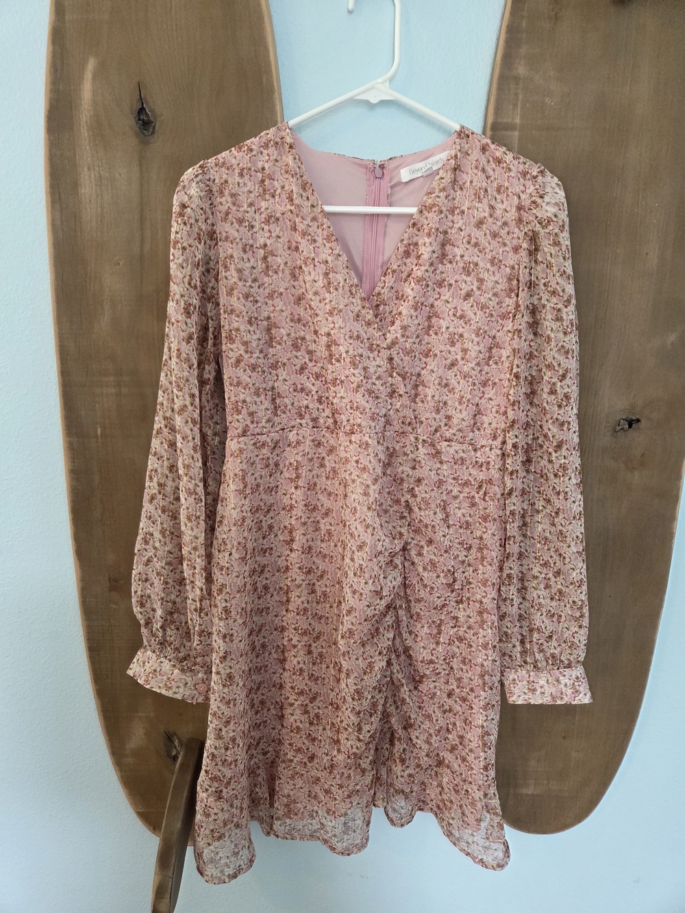 Women's Blush Floral Long Sleeve V-Neck Dress